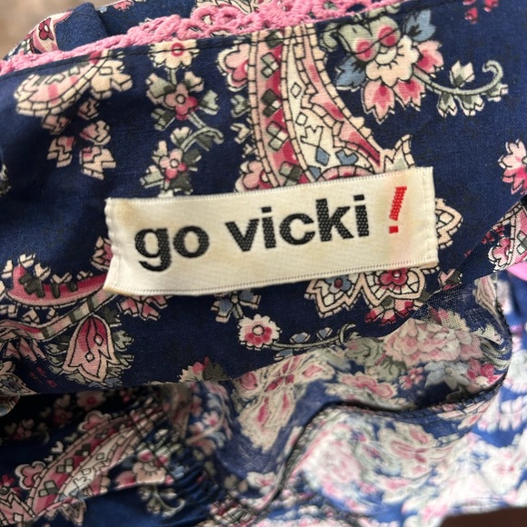 Vintage Go Vicky Paisley Matching Set - Skirt & Blouse - Picture 5 of 6